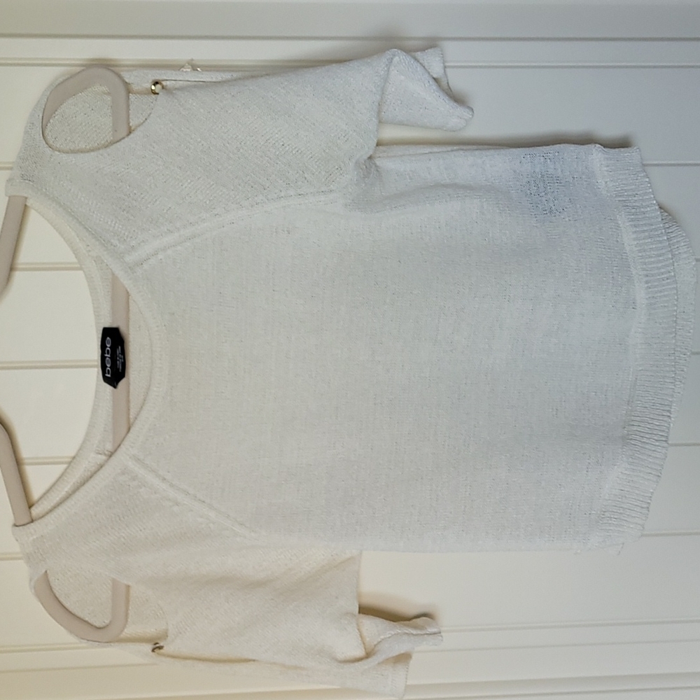 bebe cold shoulder lightweight ivory knit sweater